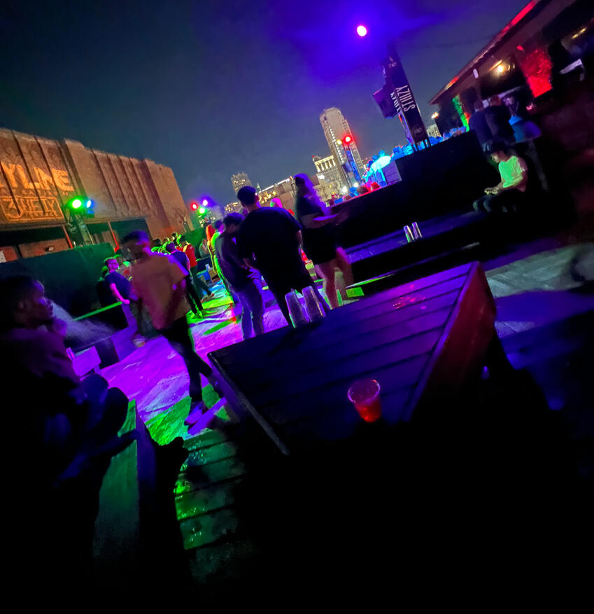 Bar Hoppin' - Frvhm & Josh King